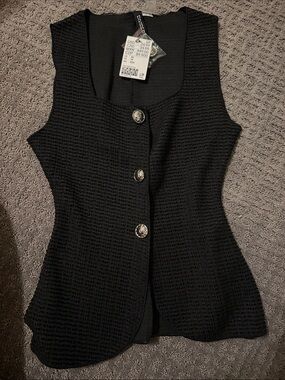 H&M Black Textured Sleeveless Button Front Vest